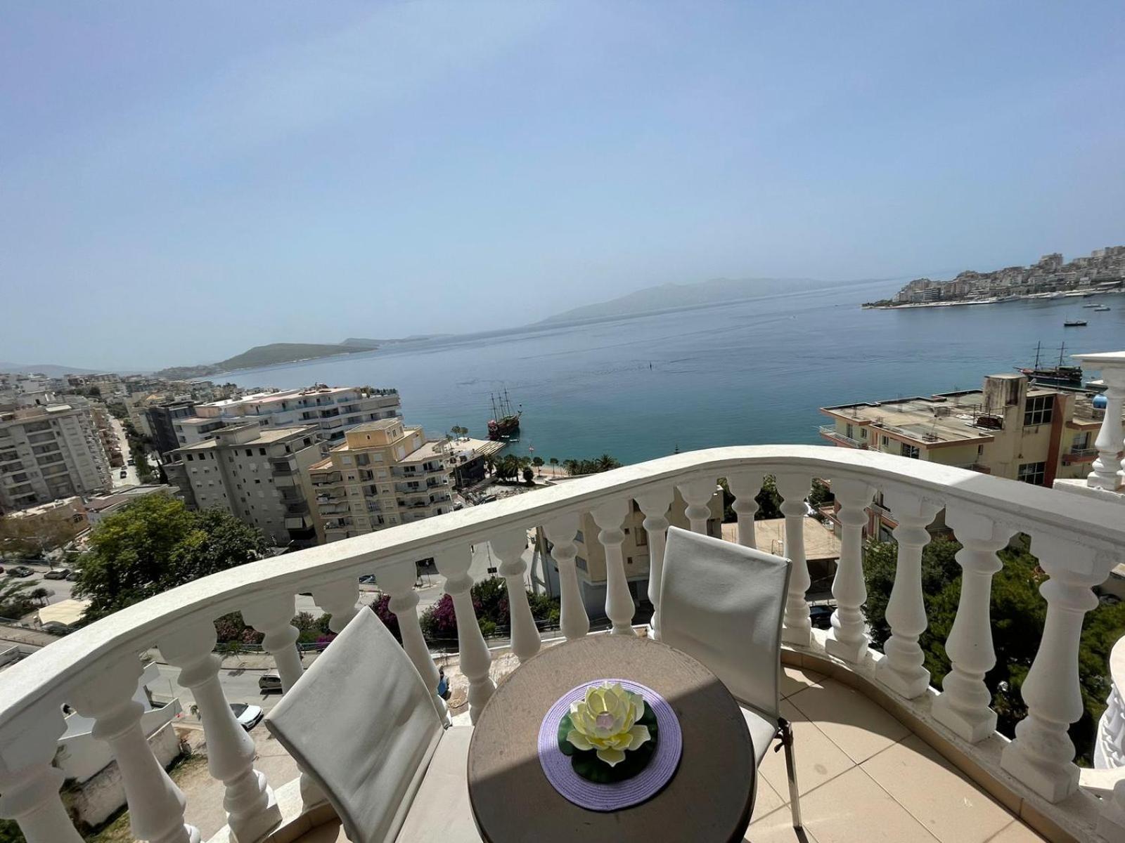 Seaside Apartmens Sarandë Esterno foto