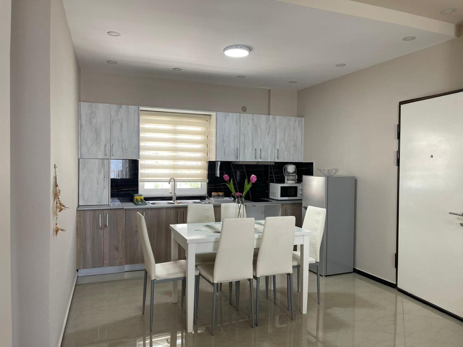 Seaside Apartmens Sarandë Esterno foto